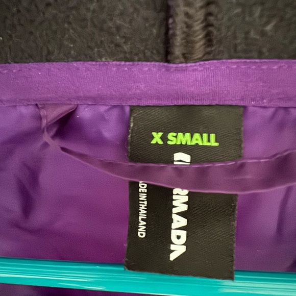 Armada  full zip hoody XS - Picture 2 of 6